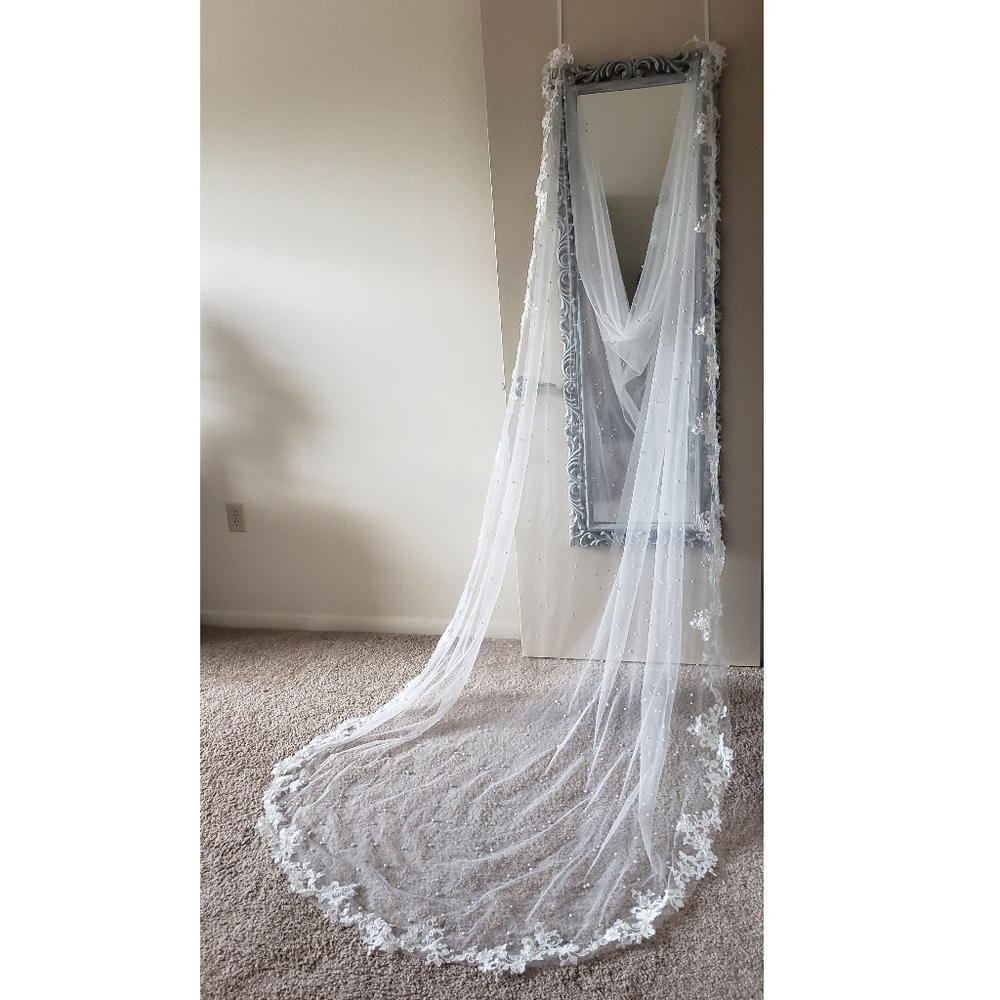 Wedding cape veil